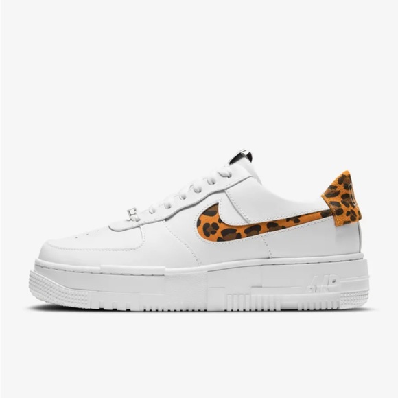 Women's Air Force 1 Pixel
Leopard - Picture 1 of 9